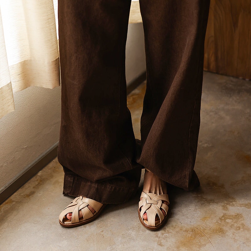  Sandals 