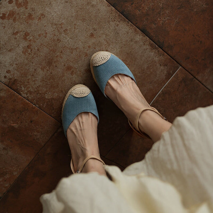  Sandals 