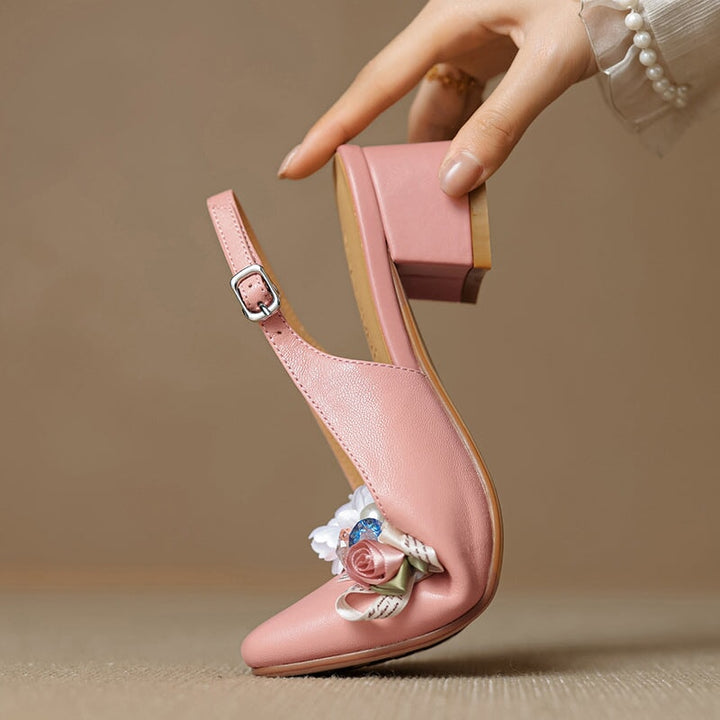  Sandals 