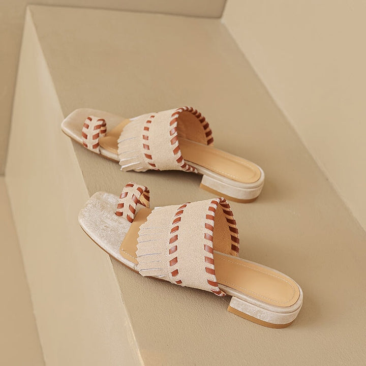  Slippers 