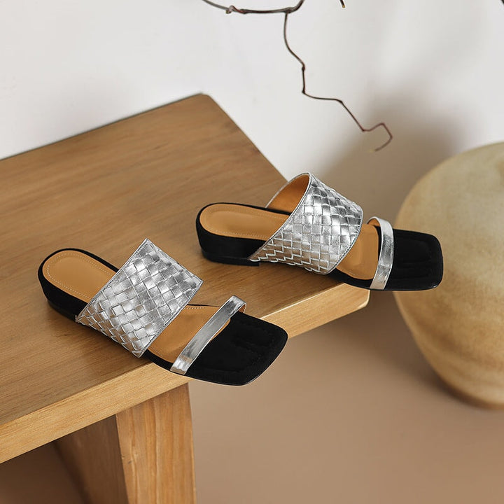  Slippers 