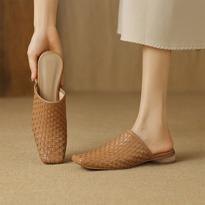  slippers 