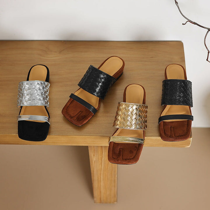  Slippers 