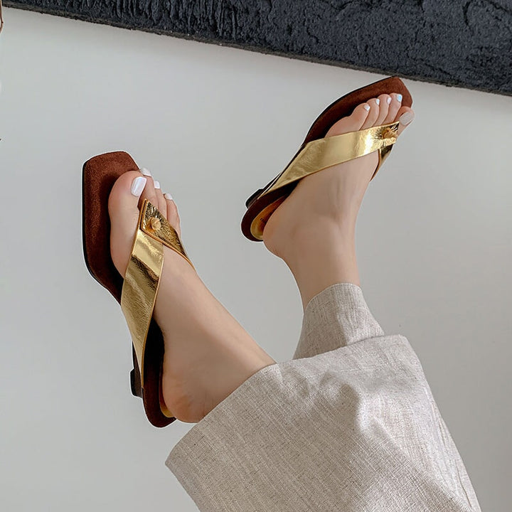  Slippers 