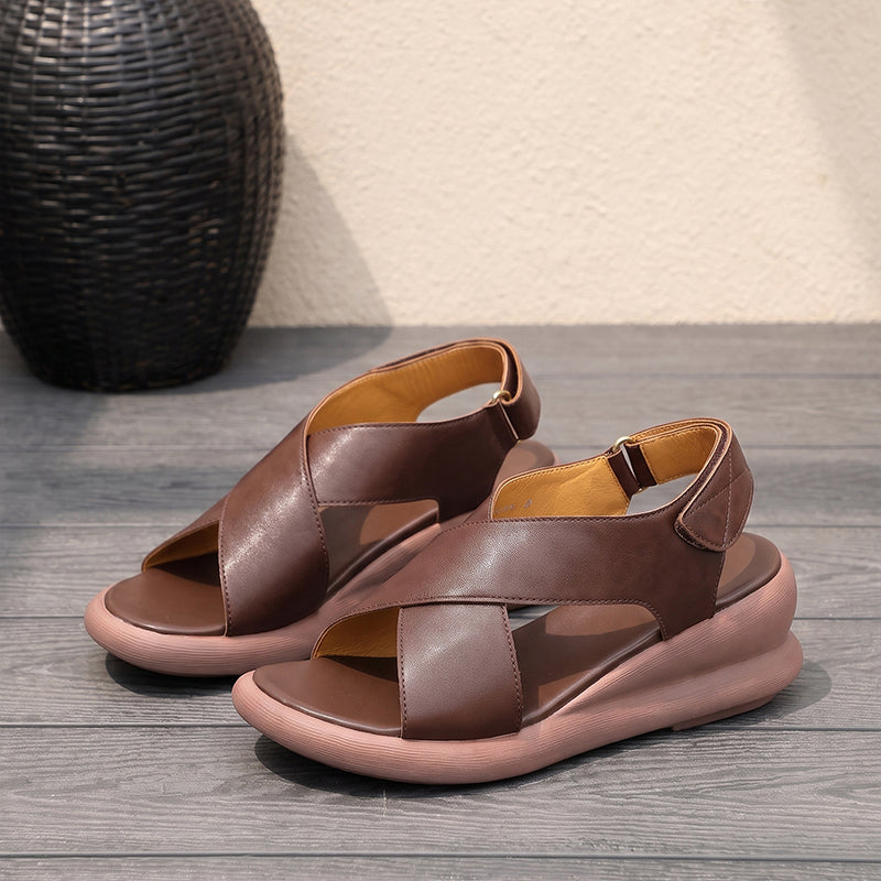 Sandales à plateforme ouvertes en cuir rétro faites à la main
