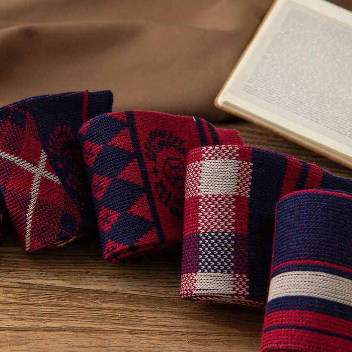 Chaussettes en coton rétro rouge foncé, longueur mollet, série de cadeaux de Noël, 4 paires