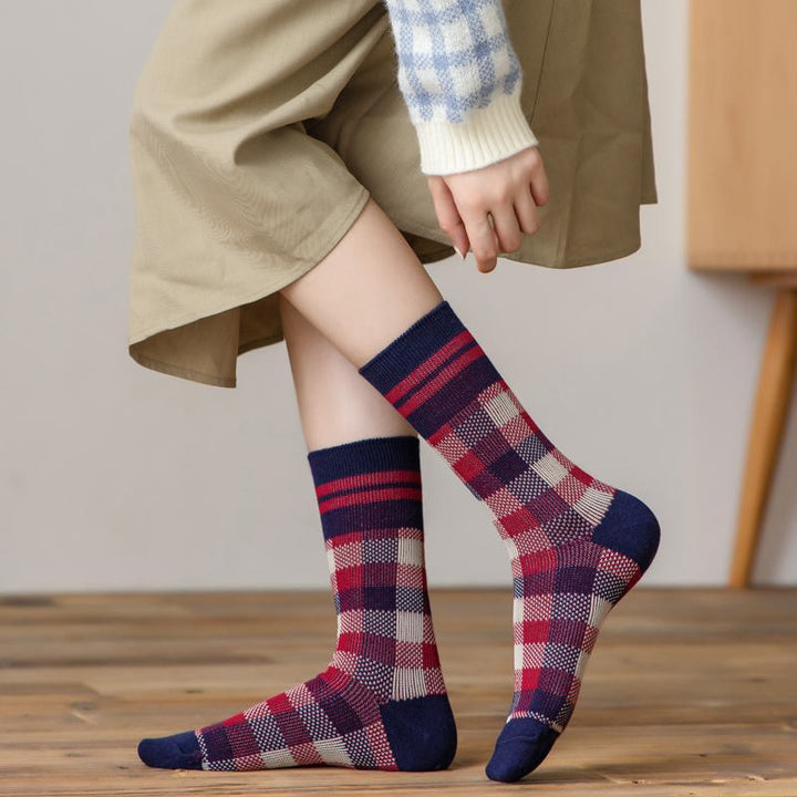 Chaussettes en coton rétro rouge foncé, longueur mollet, série de cadeaux de Noël, 4 paires
