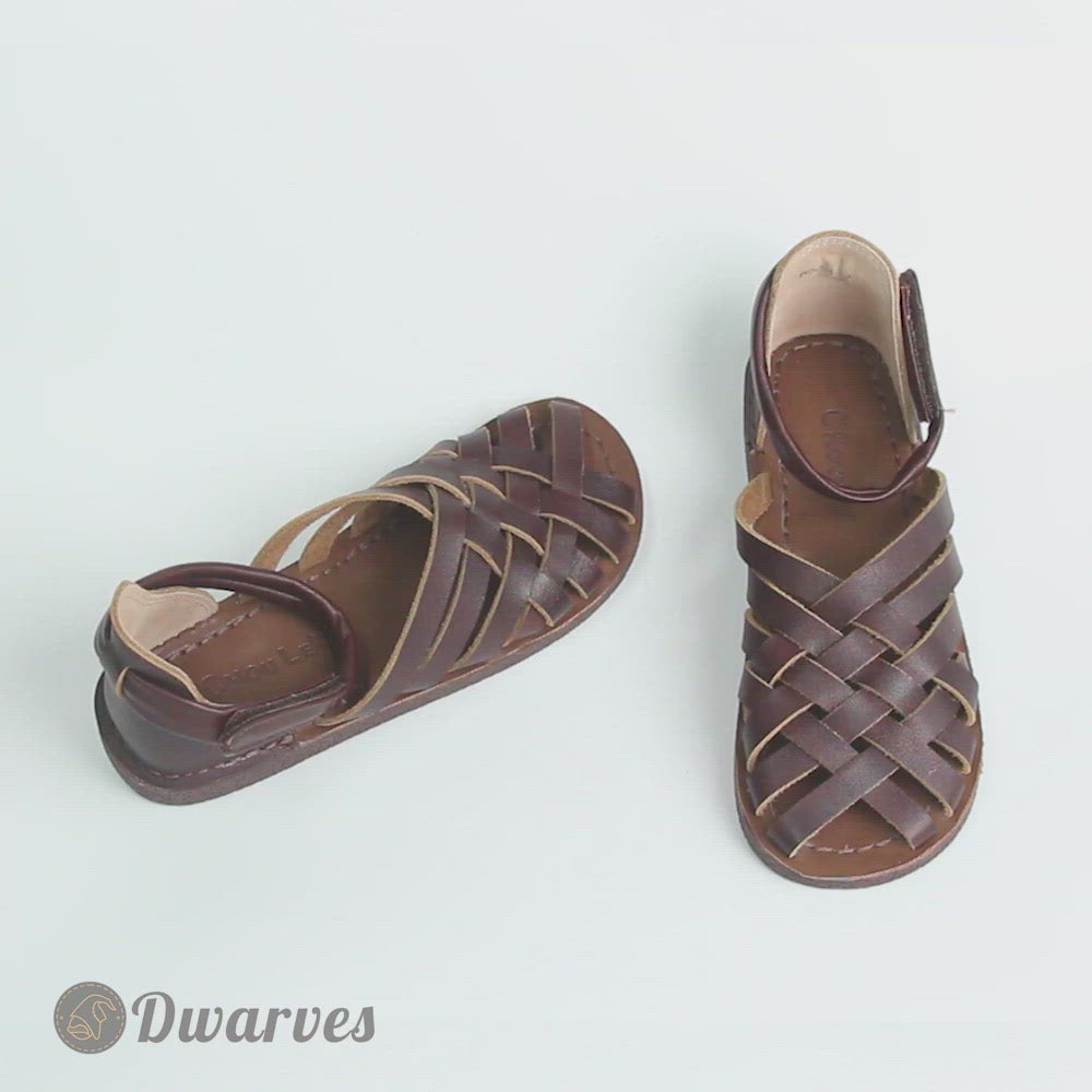 Sandales gladiateur en cuir faites à la main pour femmes, tongs plates, sandales tricotées en camel/café