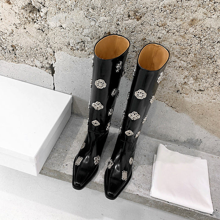  Boots 