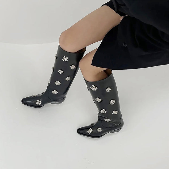  Boots 