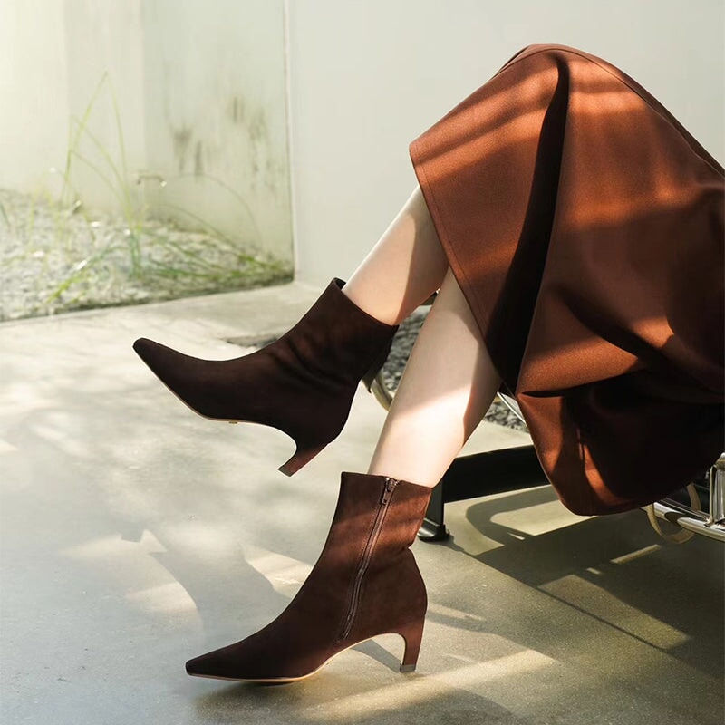  Boots 