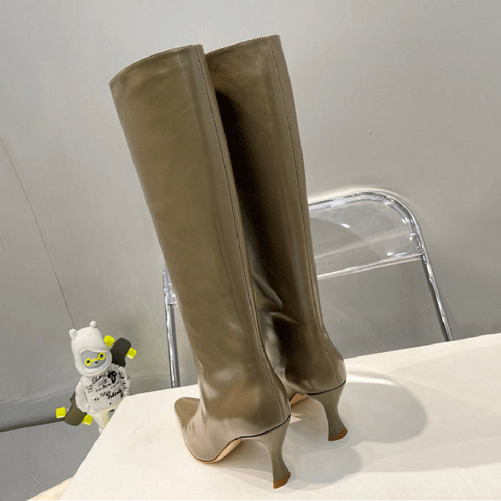  Boots 