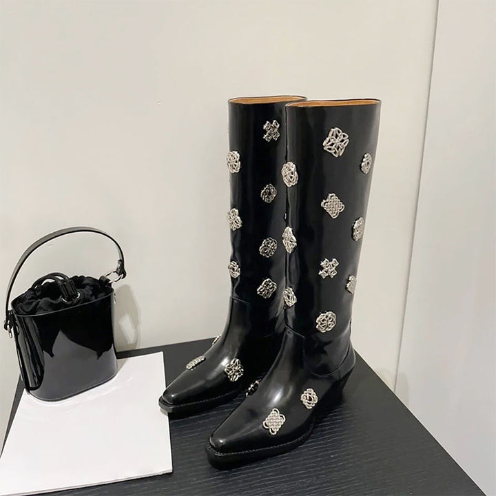  Boots 
