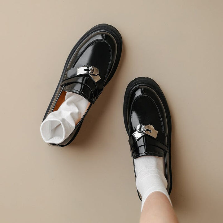  Loafers 