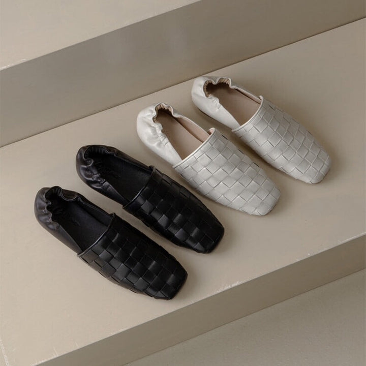  Loafers 