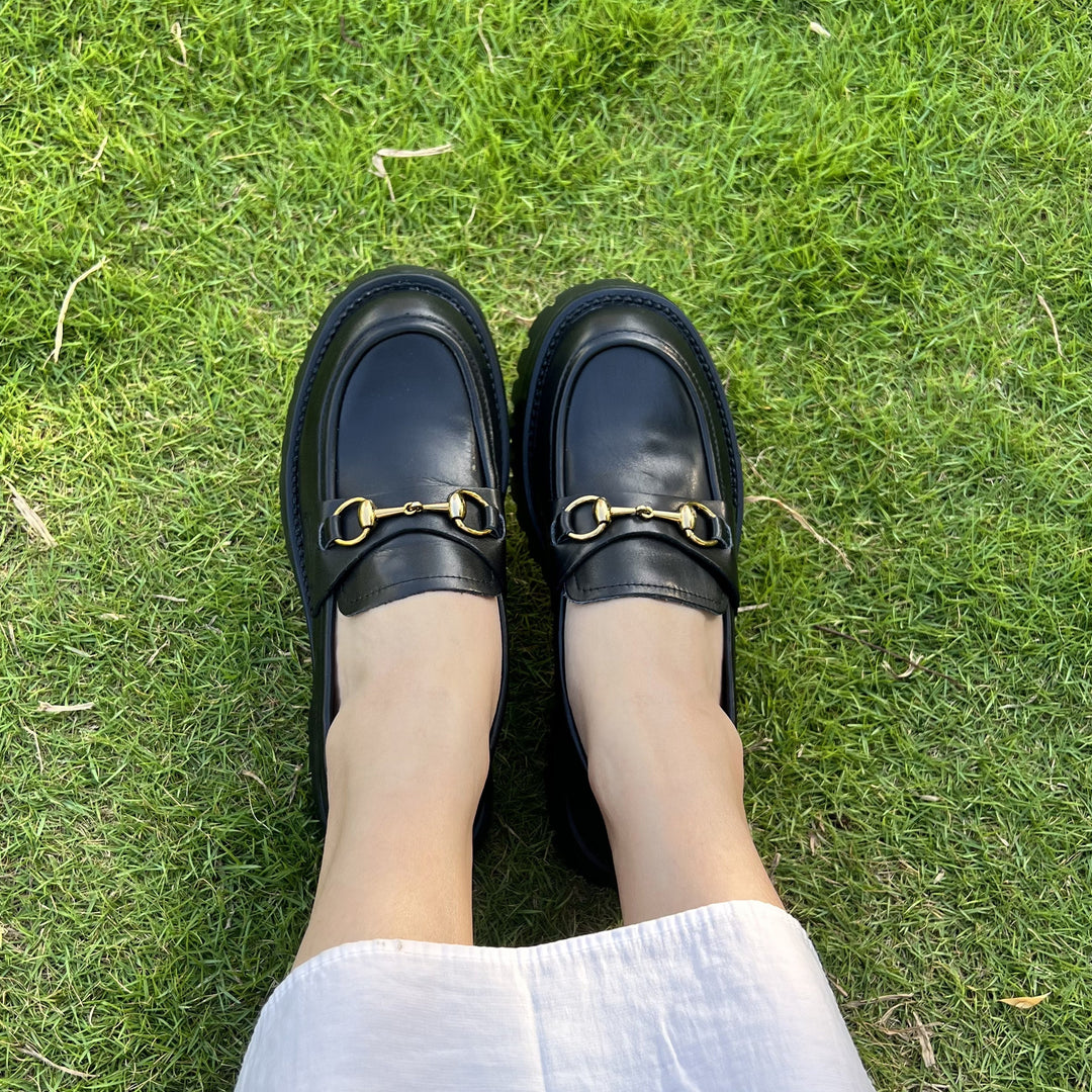  Loafers 