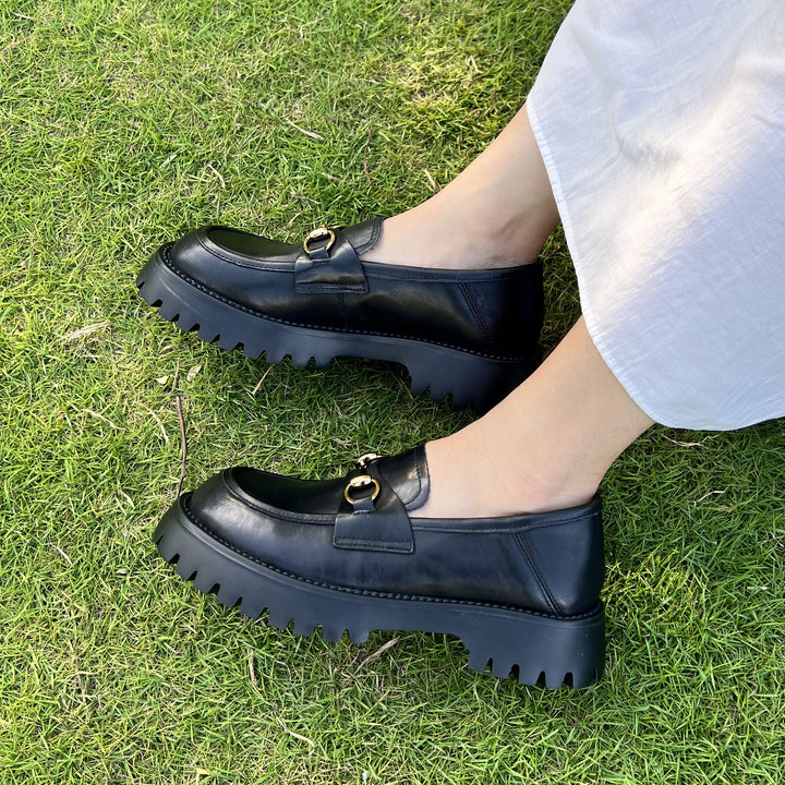  Loafers 