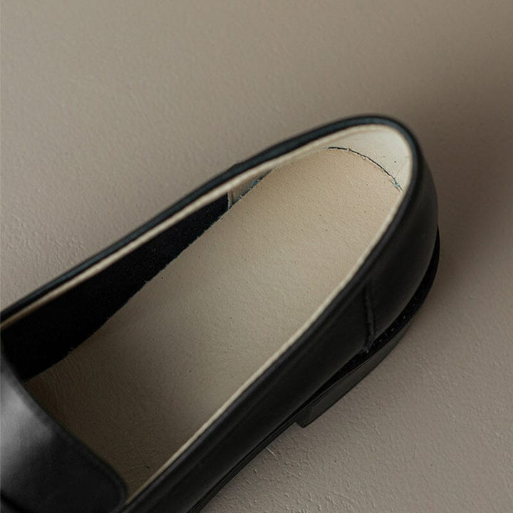  Loafers 
