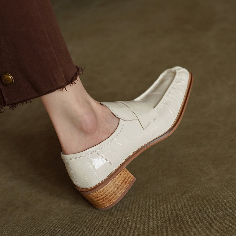  Loafers 