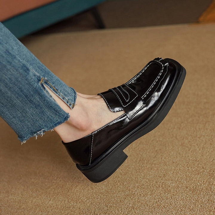  Loafers 