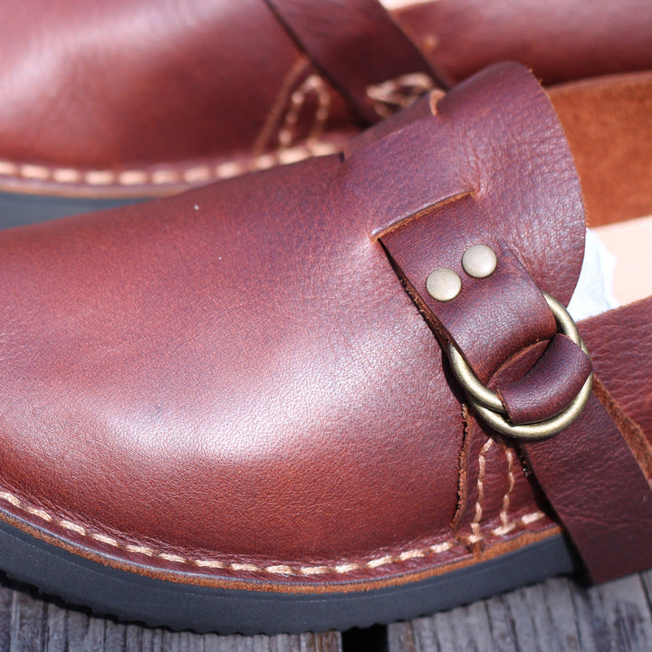  Loafers 