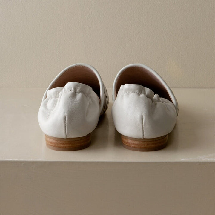  Loafers 