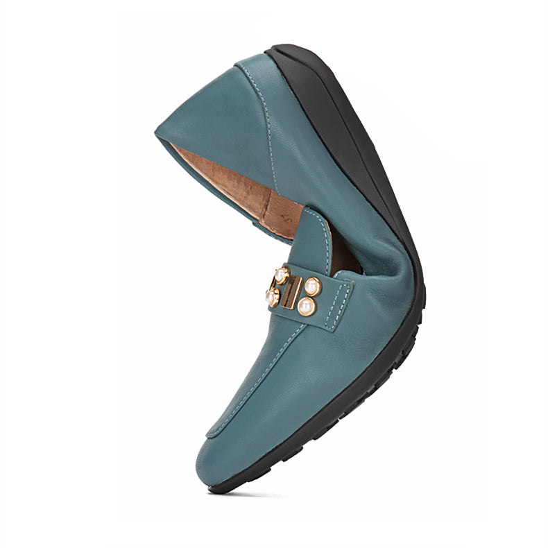  Loafers 