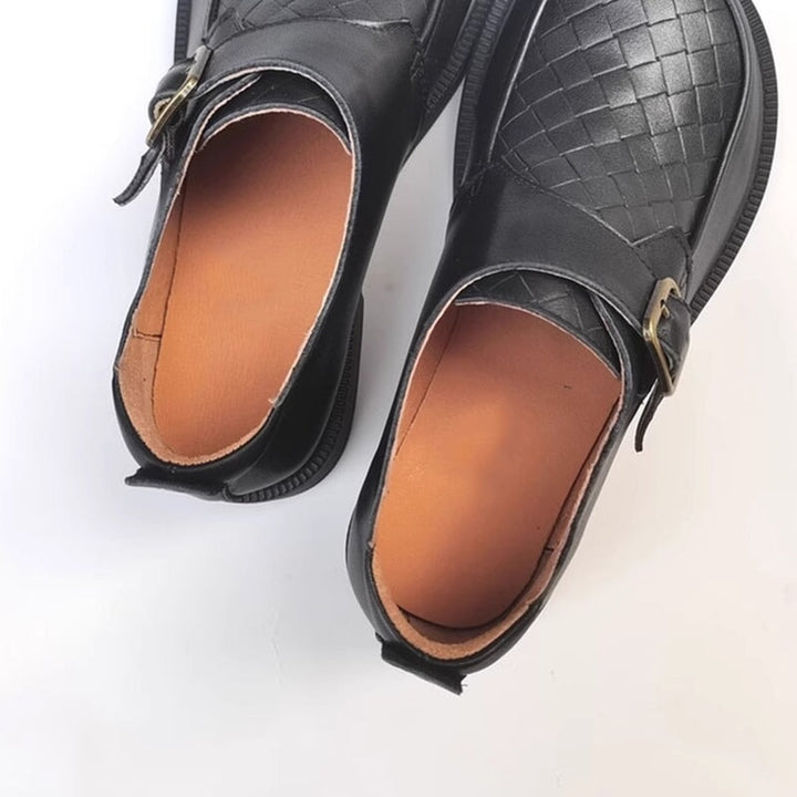  Loafers 