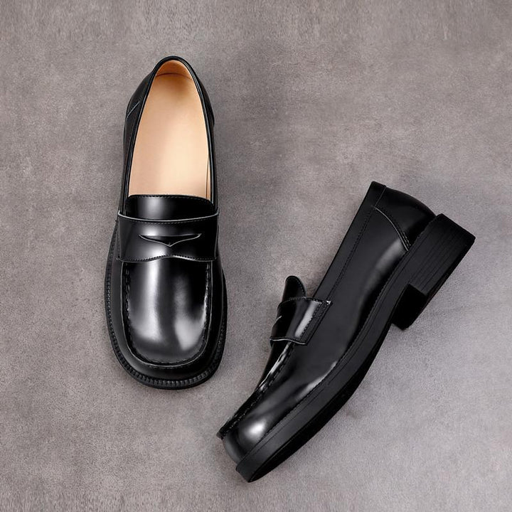  Loafers 