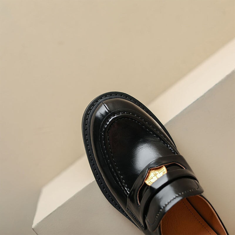  Loafers 