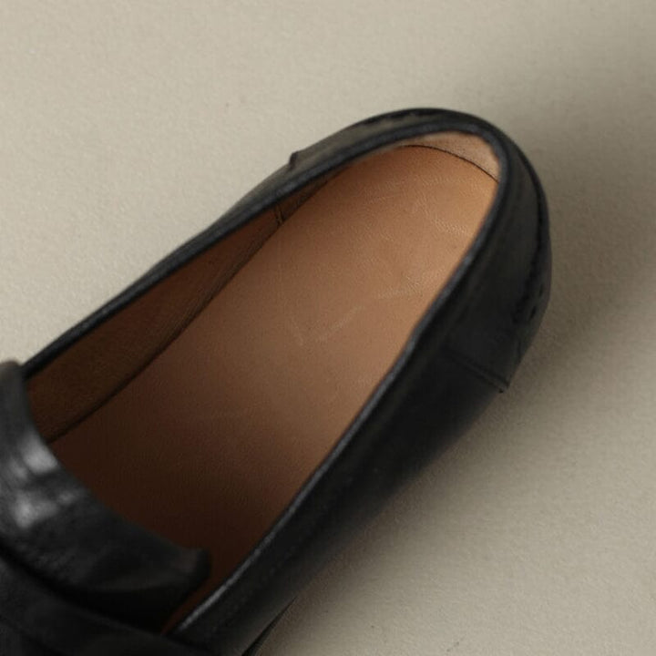  Loafers 