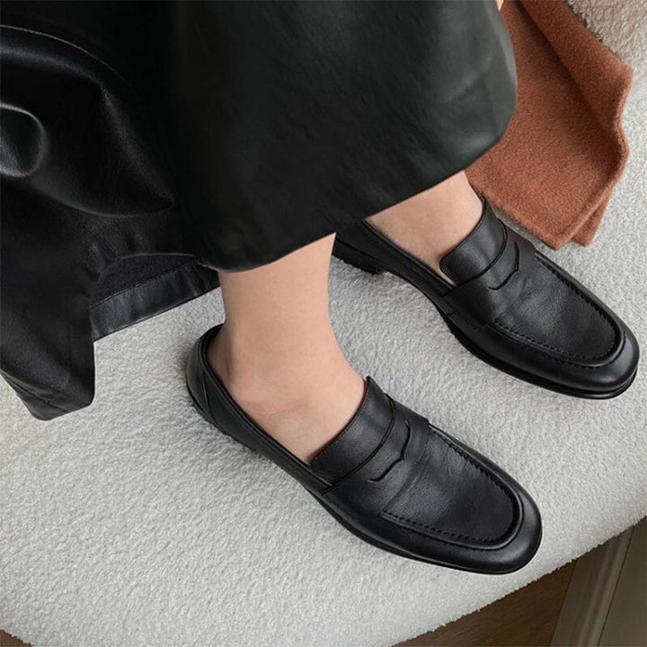  Loafers 