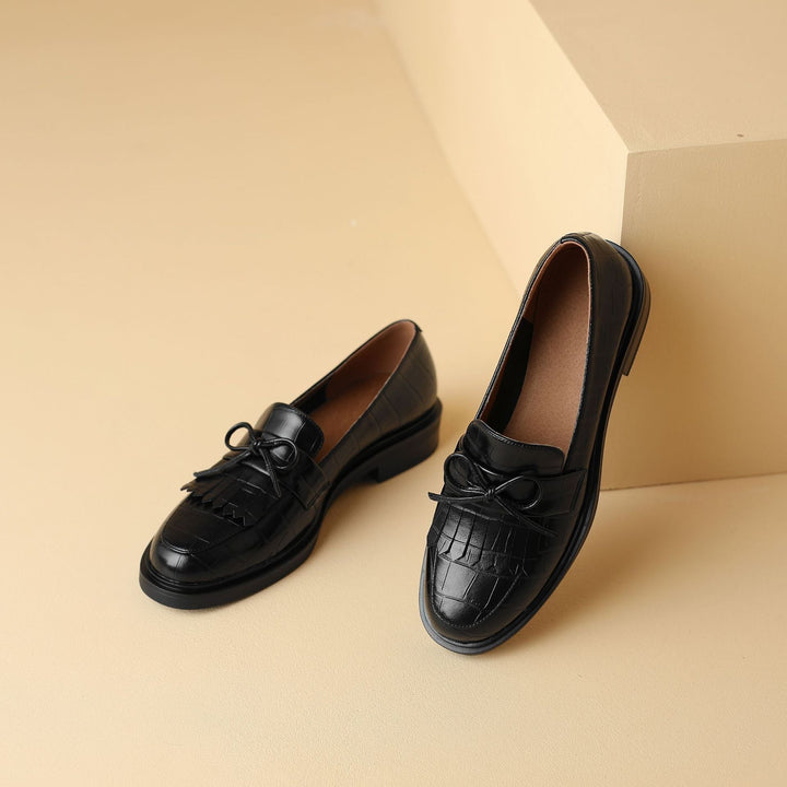  Loafers 