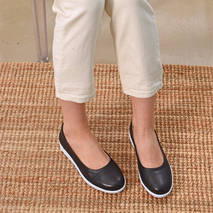  Loafers 