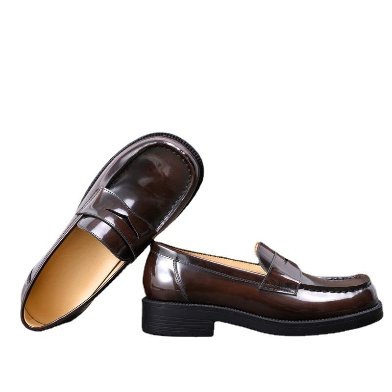  Loafers 