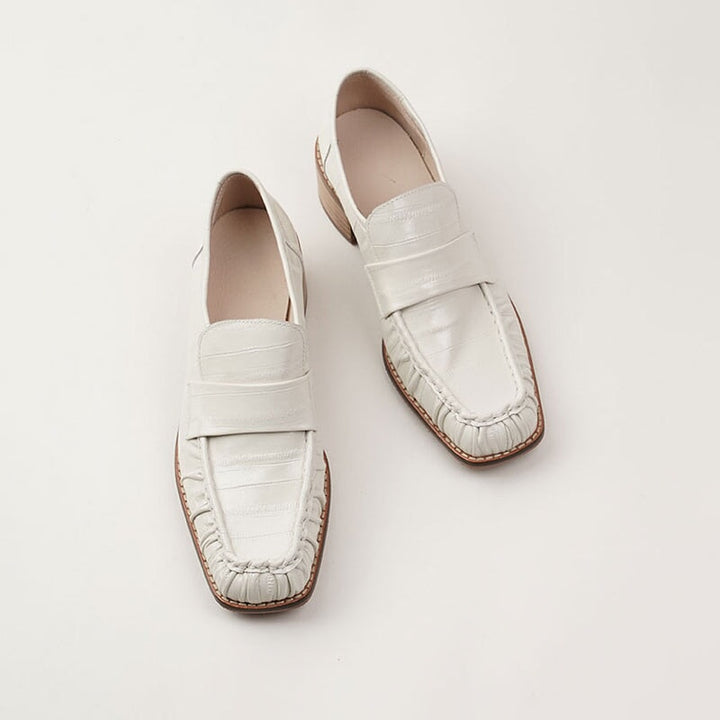  Loafers 