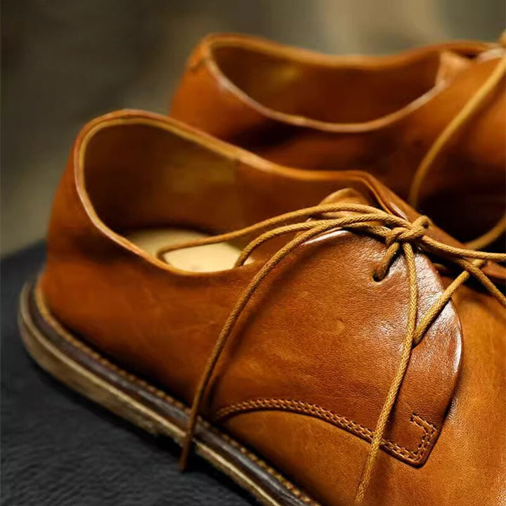  Oxfords &amp; Tie 