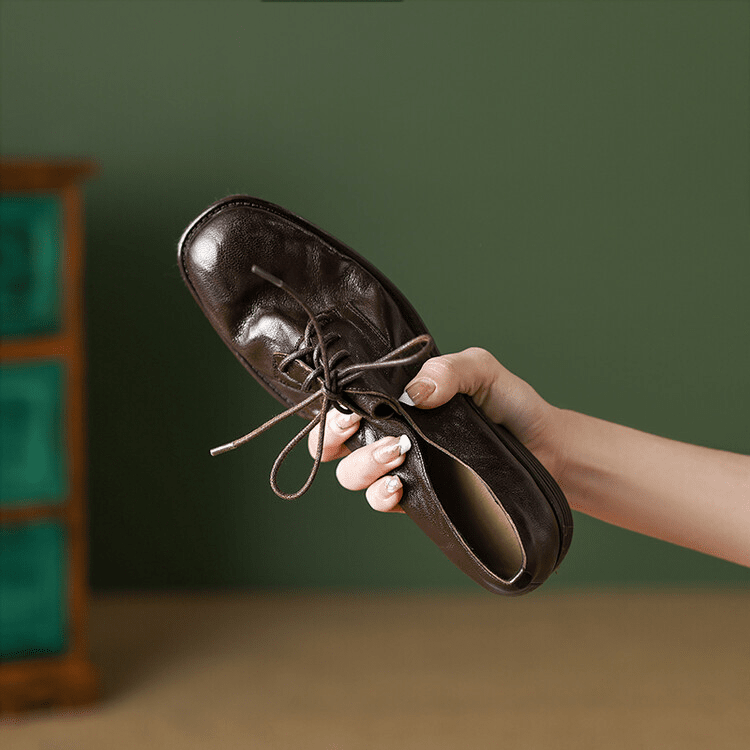  Oxfords & Tie 