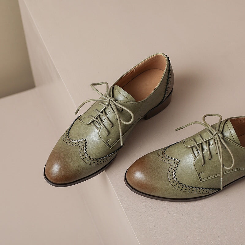  Oxfords &amp; Tie 