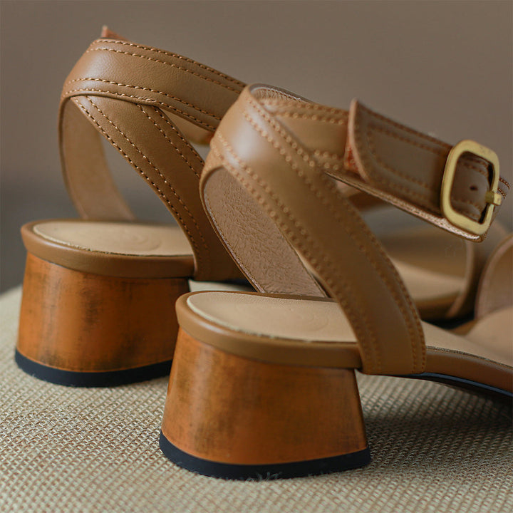  Sandals 