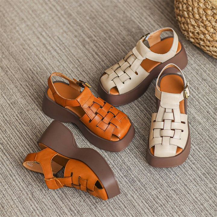  Sandals 