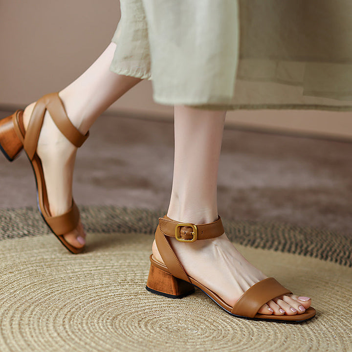  Sandals 