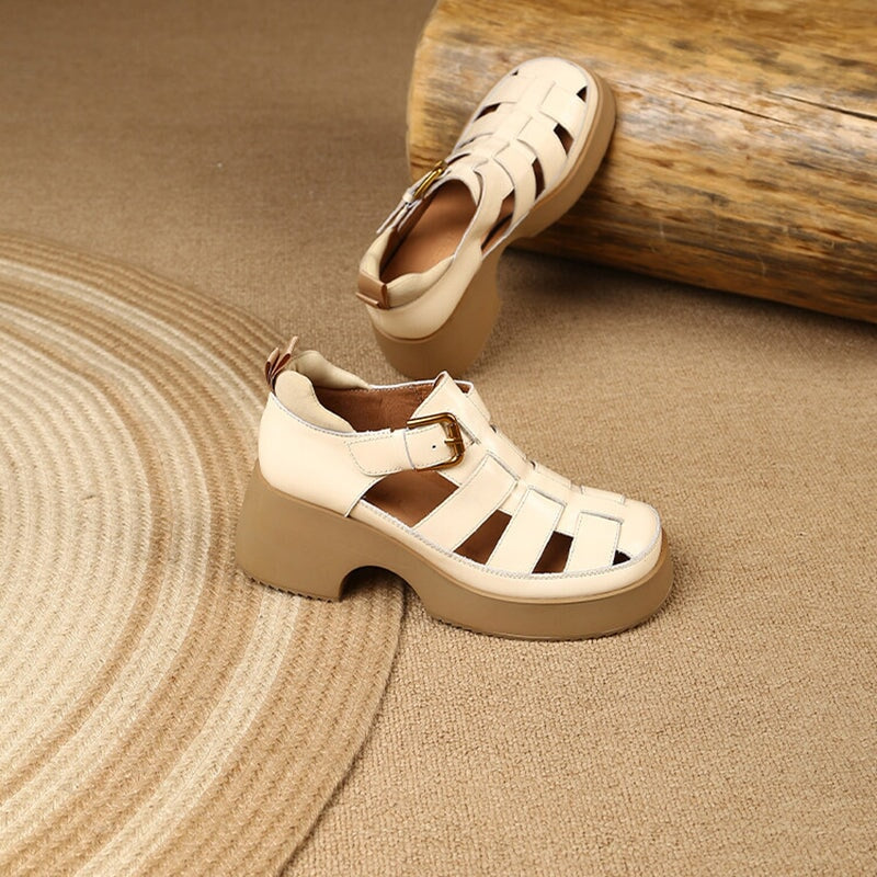  Sandals 