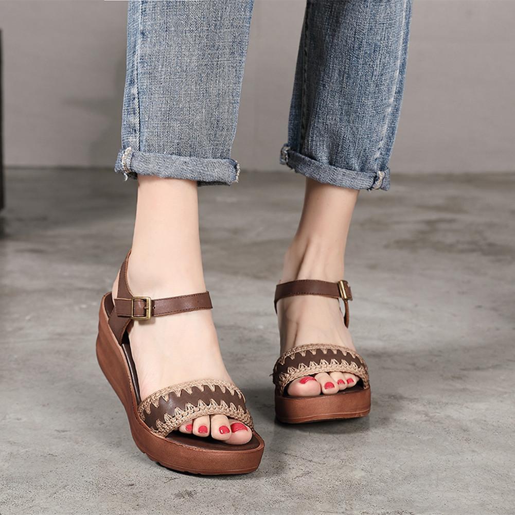  Sandals 