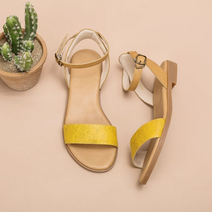  Sandals 