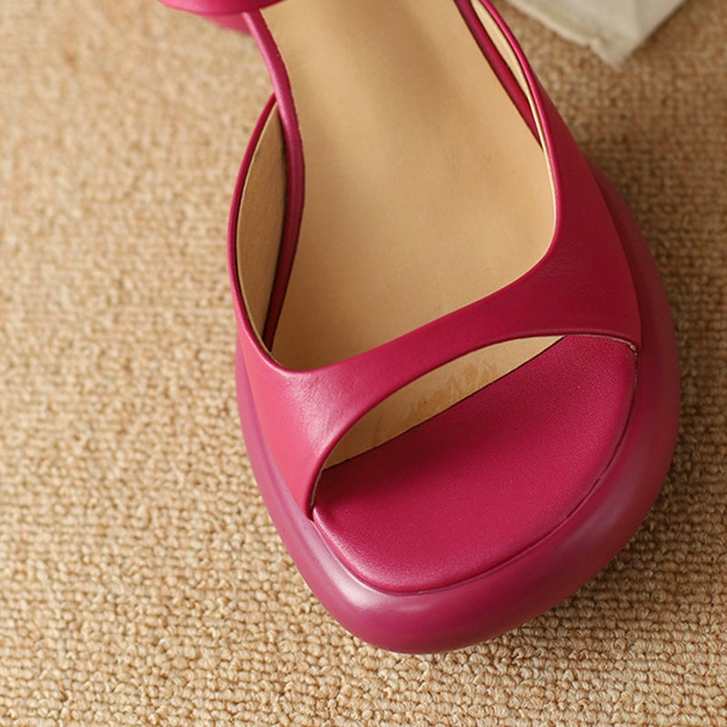  Sandals 