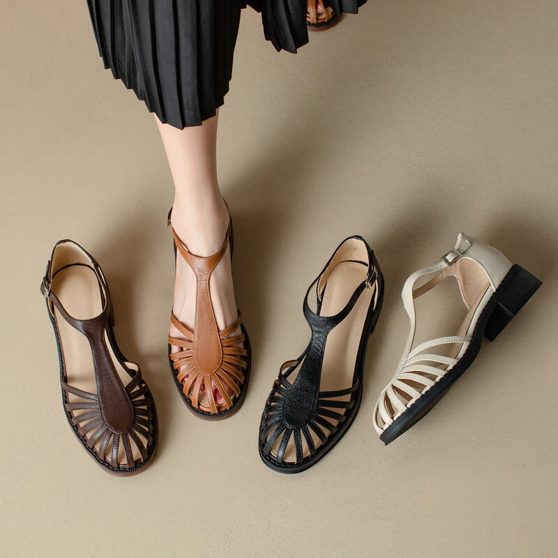  Sandals 