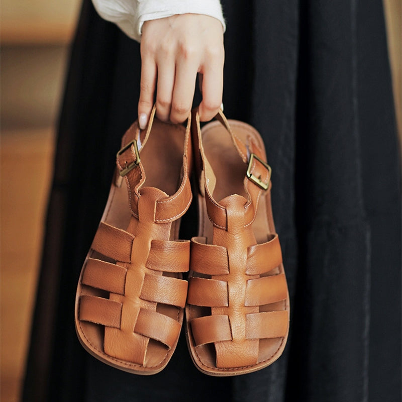  Sandals 
