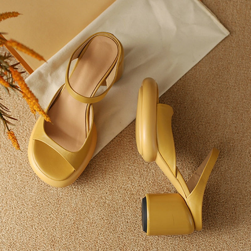  Sandals 
