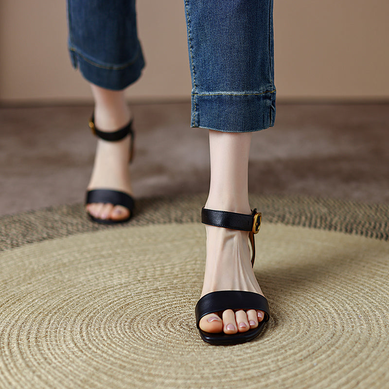  Sandals 